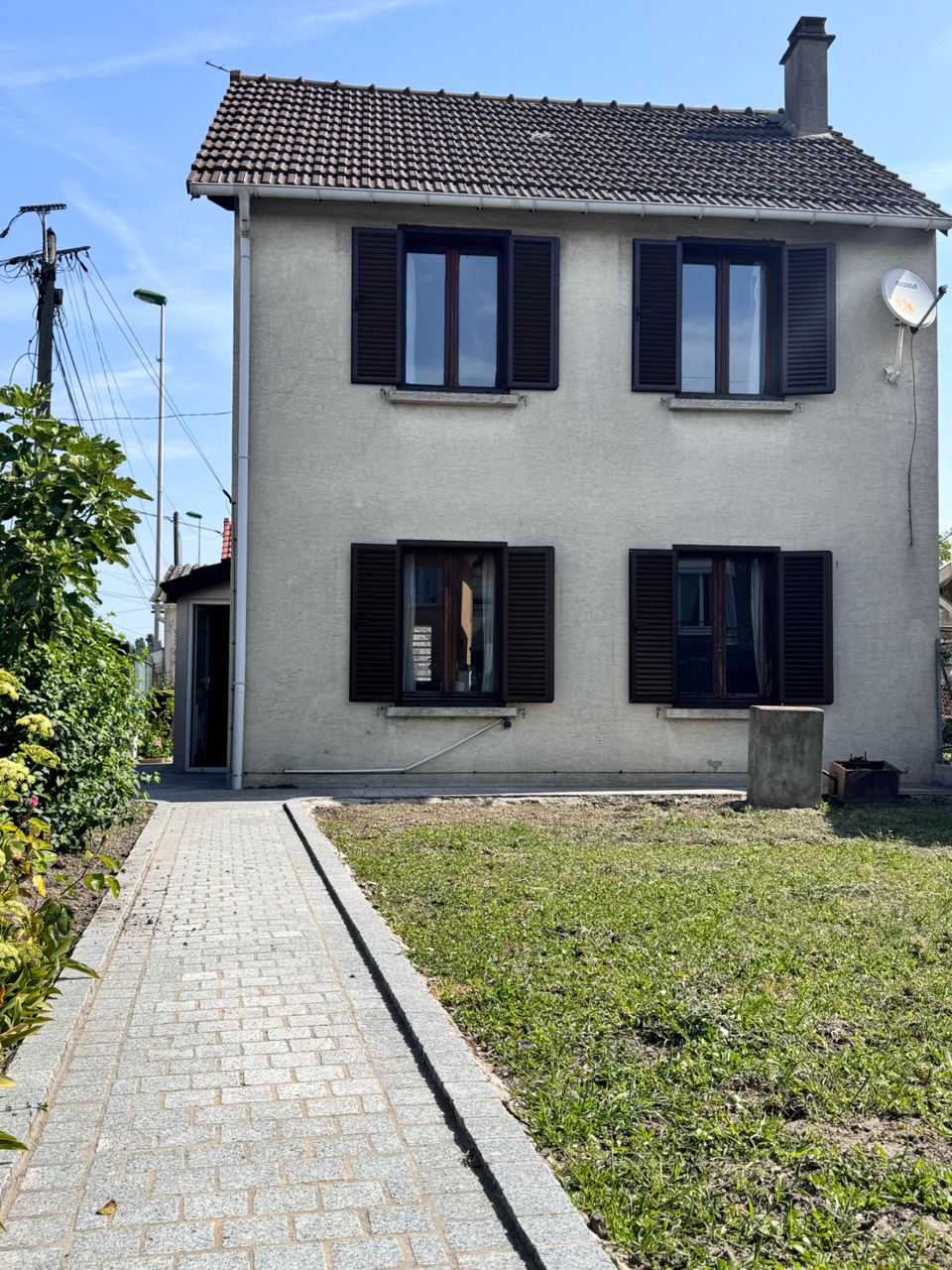 Pavillon en pleine propriété à ()
