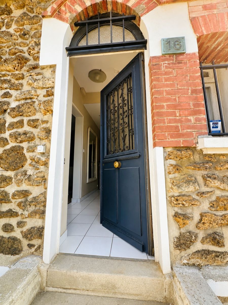 Maison meulière de caractère – Centre-ville / Gare RER B – Terrain de 643 m² sans vis-à-vis à Aulnay-sous-Bois